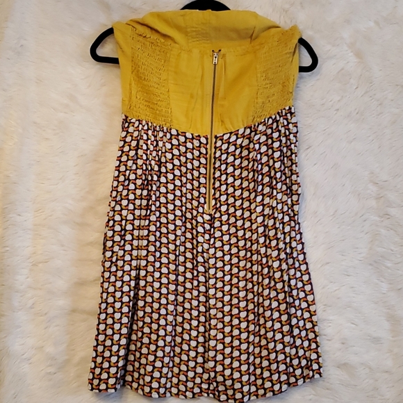 Dress - Picture 4 of 4